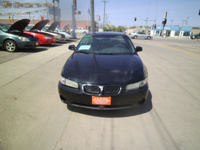 2000 Pontiac Grand Prix LS Flex Fuel 4x4 This Is One Of Our Best Bargains
