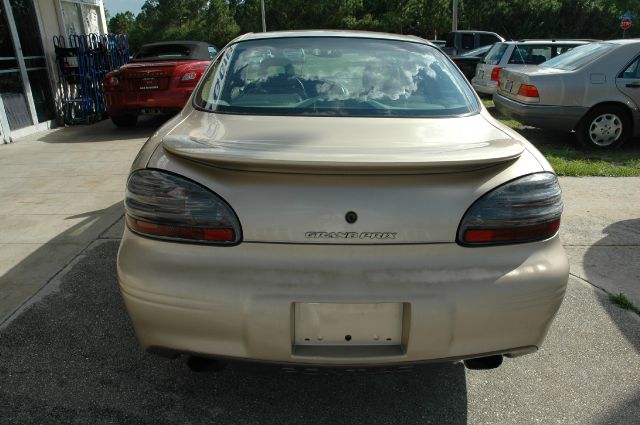 2000 Pontiac Grand Prix 4dr Quad Cab WB 4WD SLT