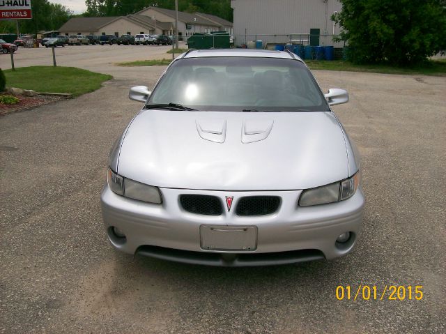 2000 Pontiac Grand Prix Sedan LS W/1ls
