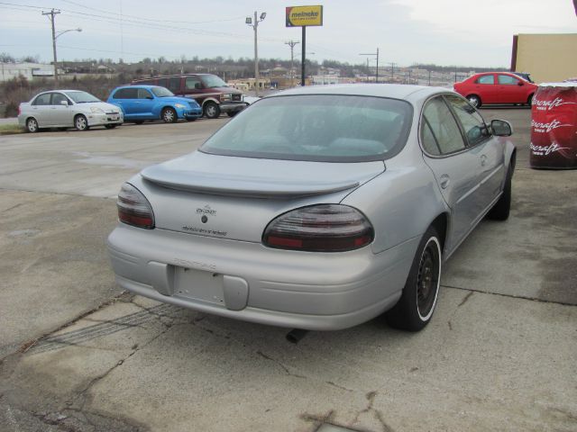2000 Pontiac Grand Prix SE