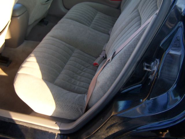 2000 Pontiac Grand Prix Sport -5 Speed-stick-4x4