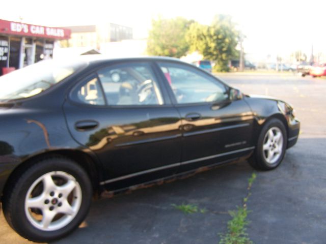 2000 Pontiac Grand Prix Sport -5 Speed-stick-4x4