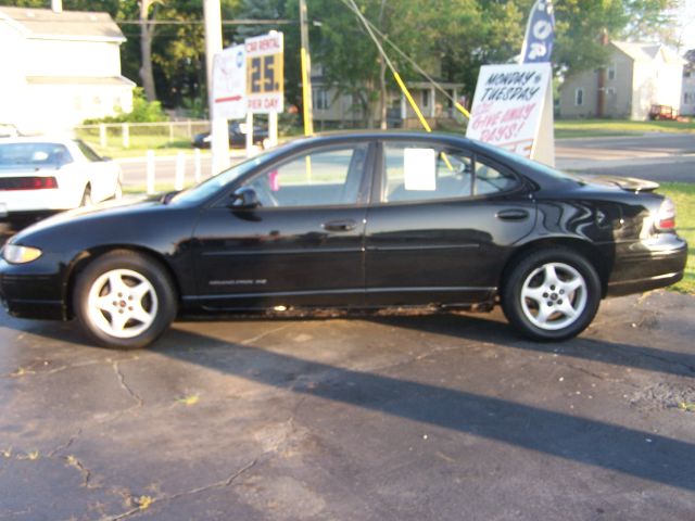 2000 Pontiac Grand Prix Sport -5 Speed-stick-4x4