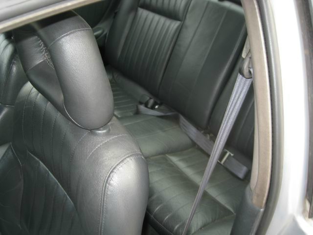 2000 Pontiac Grand Prix Sportback LS