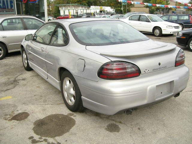2000 Pontiac Grand Prix Sportback LS