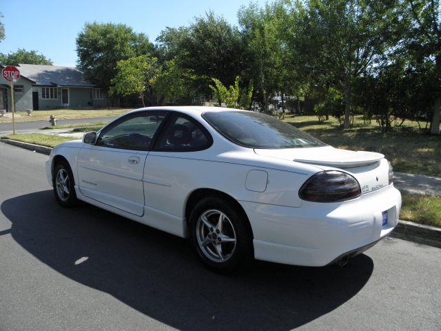 2000 Pontiac Grand Prix Sportback LS