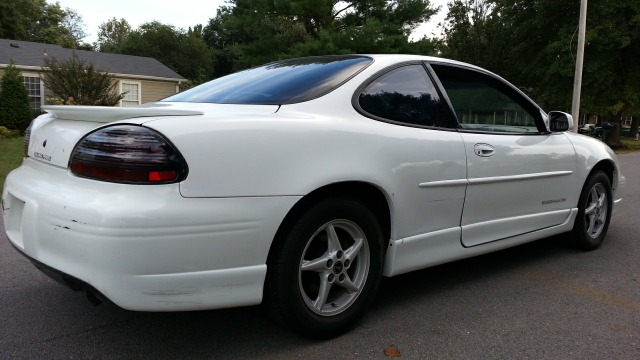2000 Pontiac Grand Prix Sportback LS