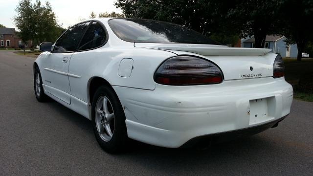 2000 Pontiac Grand Prix Sportback LS