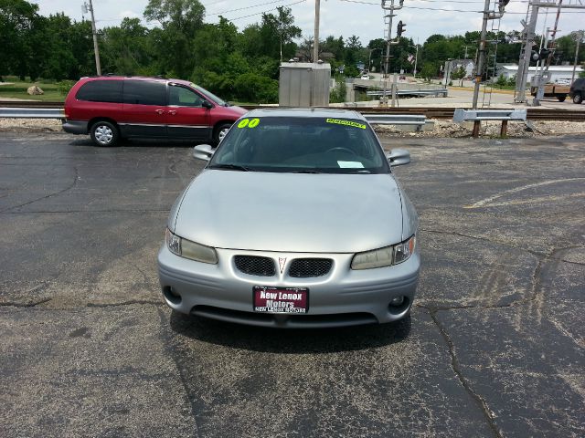 2000 Pontiac Grand Prix XUV SLE 4WD