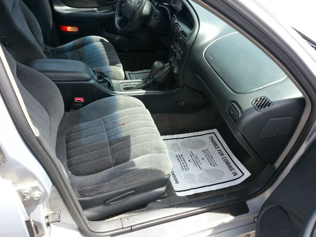 2000 Pontiac Grand Prix XUV SLE 4WD