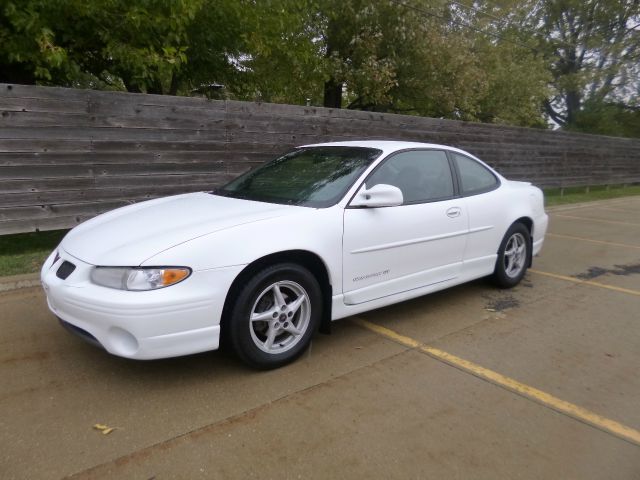 2000 Pontiac Grand Prix Sportback LS
