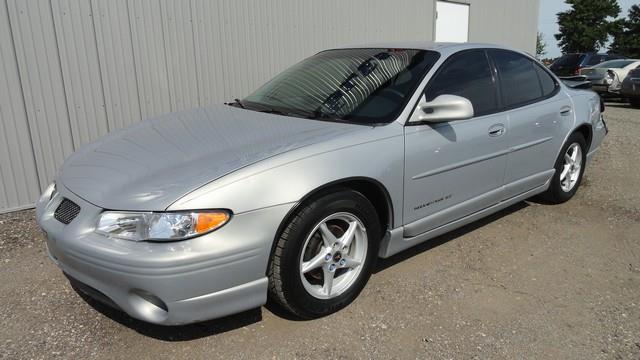 2000 Pontiac Grand Prix XLT Triton