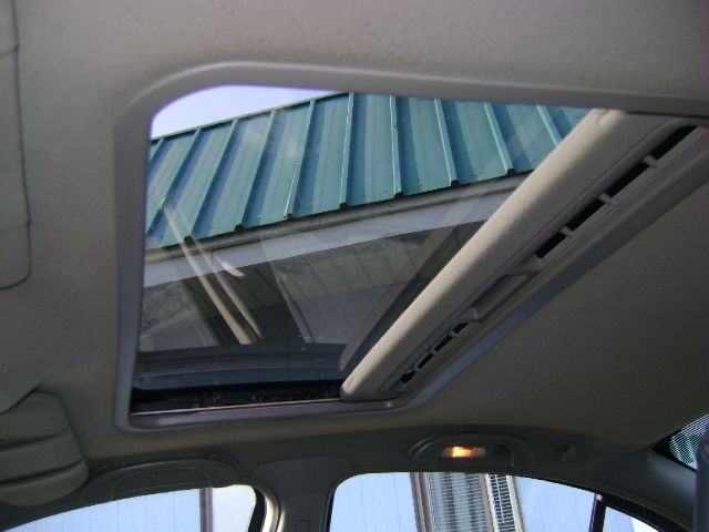 2001 Pontiac Grand Prix XUV SLE 4WD