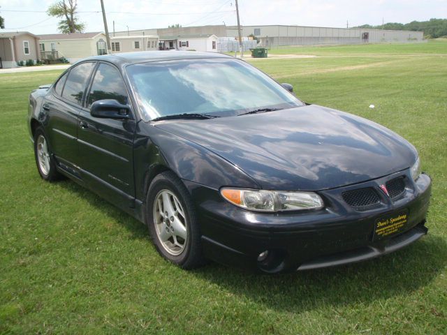 2001 Pontiac Grand Prix LS Flex Fuel 4x4 This Is One Of Our Best Bargains