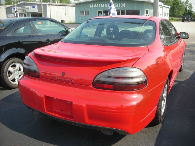 2001 Pontiac Grand Prix XUV SLE 4WD