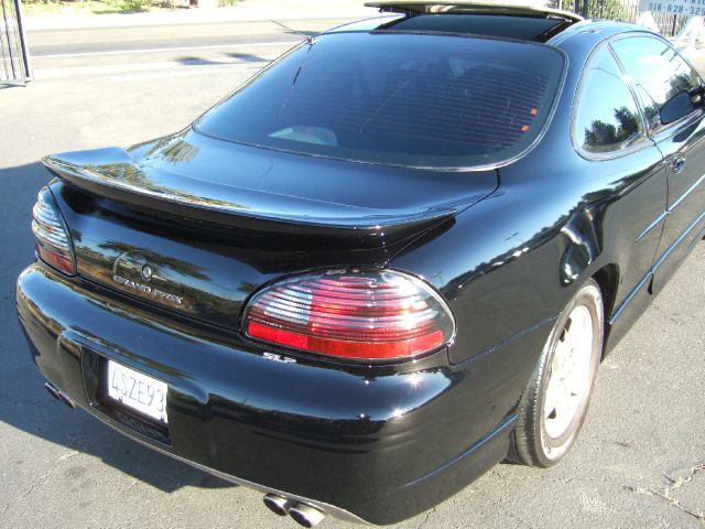 2001 Pontiac Grand Prix 335xi Coupe AWD