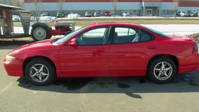 2001 Pontiac Grand Prix XUV SLE 4WD