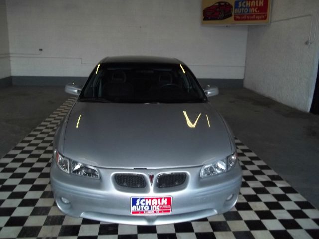 2001 Pontiac Grand Prix XUV SLE 4WD