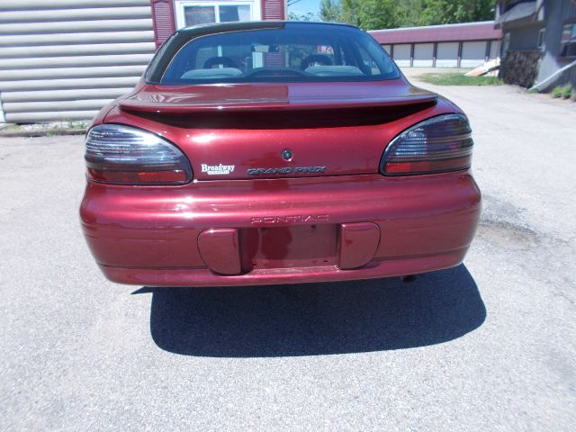 2001 Pontiac Grand Prix Sport -5 Speed-stick-4x4