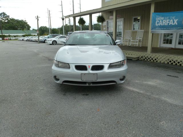 2001 Pontiac Grand Prix XUV SLE 4WD