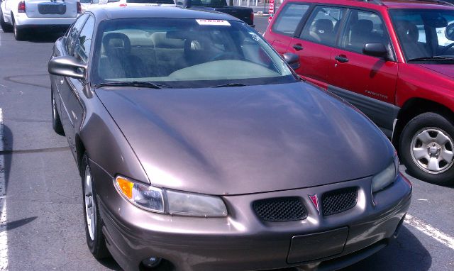 2001 Pontiac Grand Prix Sport -5 Speed-stick-4x4