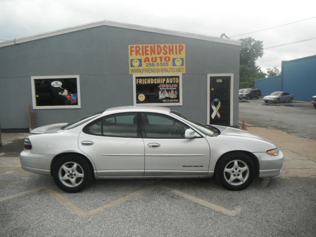 2001 Pontiac Grand Prix Sport -5 Speed-stick-4x4