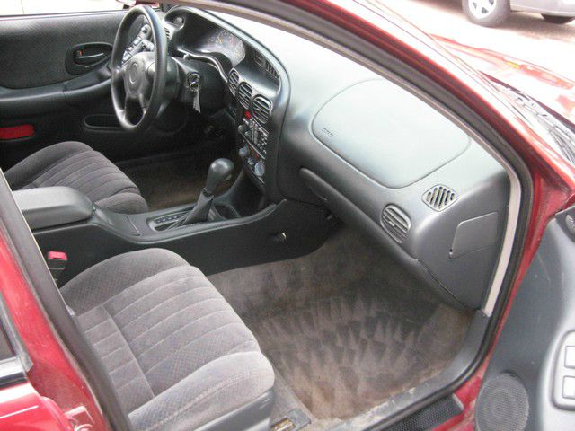2001 Pontiac Grand Prix Sport -5 Speed-stick-4x4