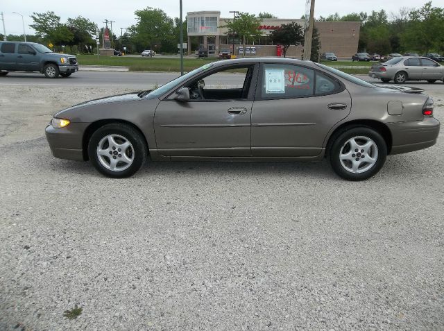 2001 Pontiac Grand Prix Sport -5 Speed-stick-4x4