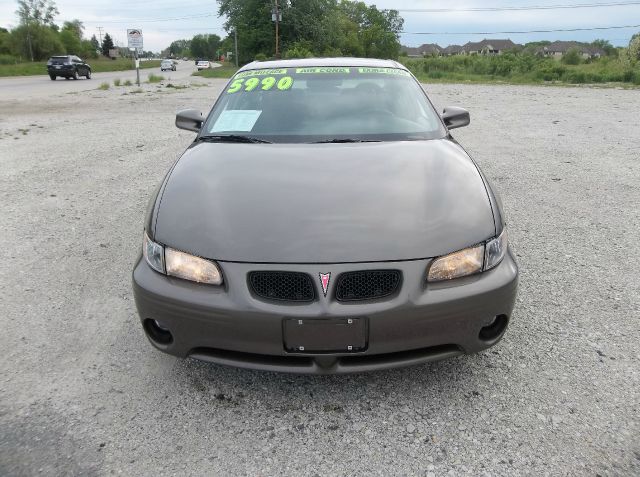 2001 Pontiac Grand Prix Sport -5 Speed-stick-4x4
