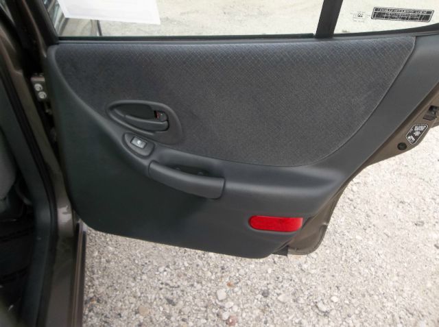 2001 Pontiac Grand Prix Sport -5 Speed-stick-4x4