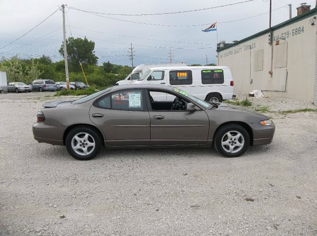 2001 Pontiac Grand Prix Sport -5 Speed-stick-4x4