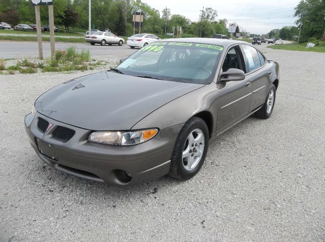 2001 Pontiac Grand Prix Sport -5 Speed-stick-4x4