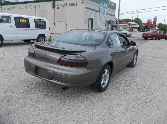 2001 Pontiac Grand Prix Sport -5 Speed-stick-4x4