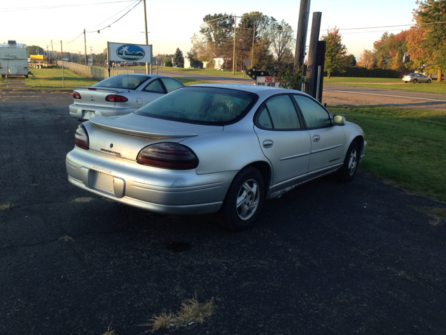 2002 Pontiac Grand Prix SE