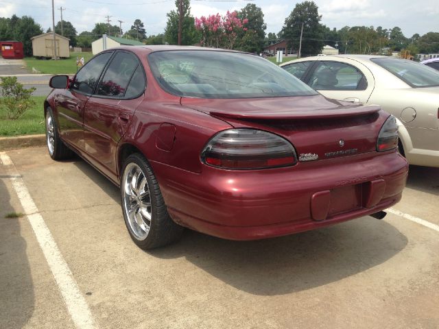 2002 Pontiac Grand Prix SE
