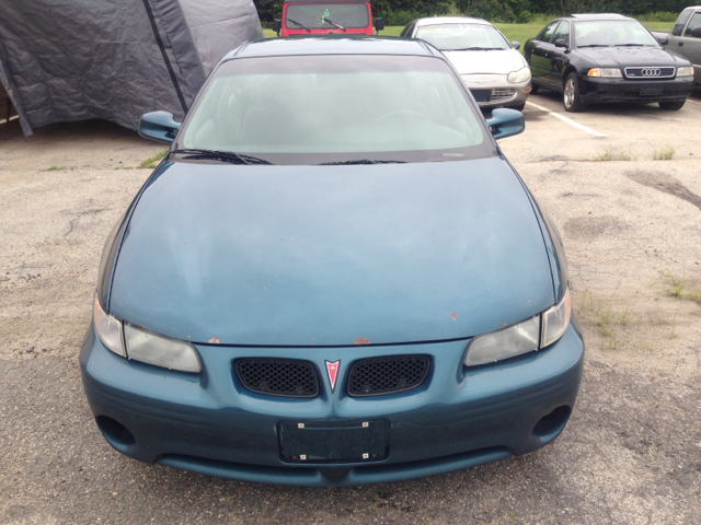 2002 Pontiac Grand Prix SE