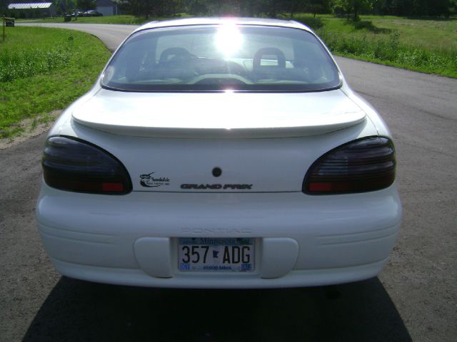 2002 Pontiac Grand Prix SE