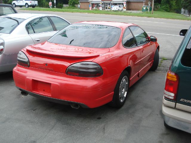 2002 Pontiac Grand Prix Sportback LS