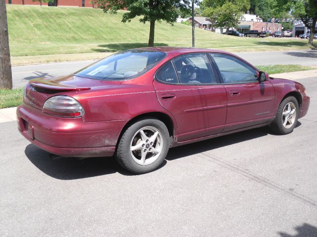 2002 Pontiac Grand Prix SE