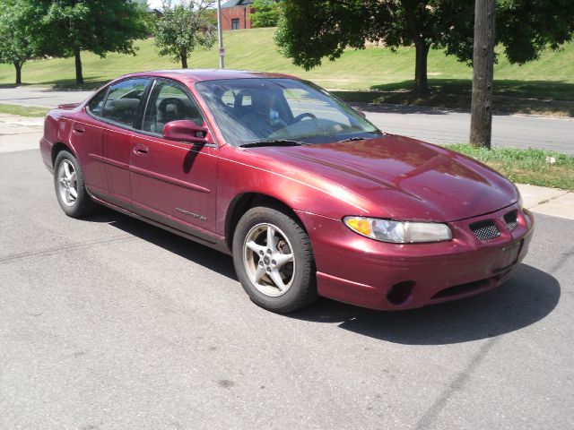 2002 Pontiac Grand Prix SE