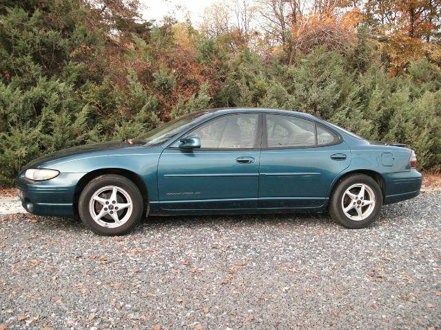 2002 Pontiac Grand Prix SE