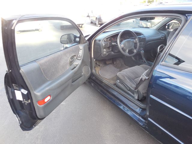 2002 Pontiac Grand Prix Sportback LS