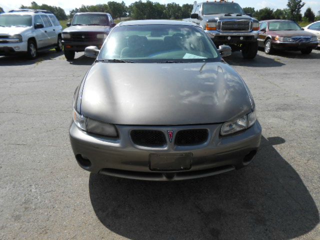 2002 Pontiac Grand Prix SE