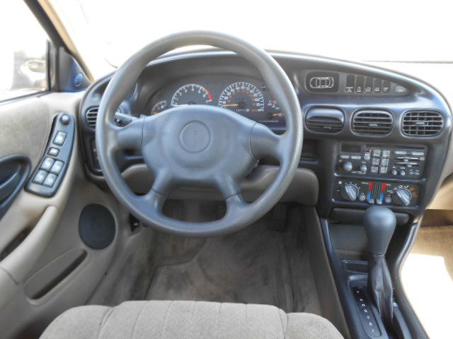 2002 Pontiac Grand Prix SE