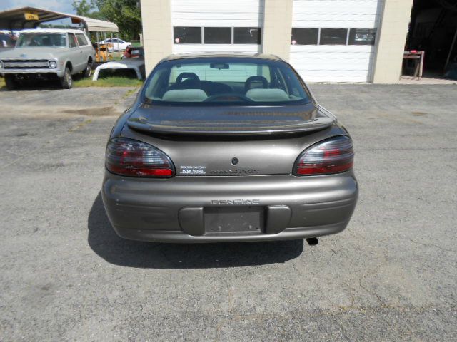 2002 Pontiac Grand Prix SE