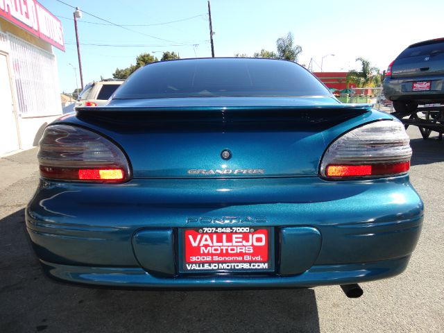 2002 Pontiac Grand Prix SE