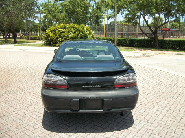 2002 Pontiac Grand Prix SE