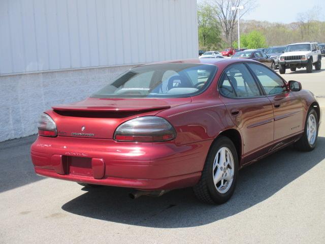 2003 Pontiac Grand Prix LS Flex Fuel 4x4 This Is One Of Our Best Bargains