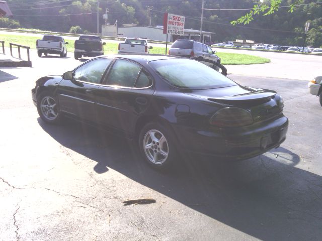 2003 Pontiac Grand Prix SE