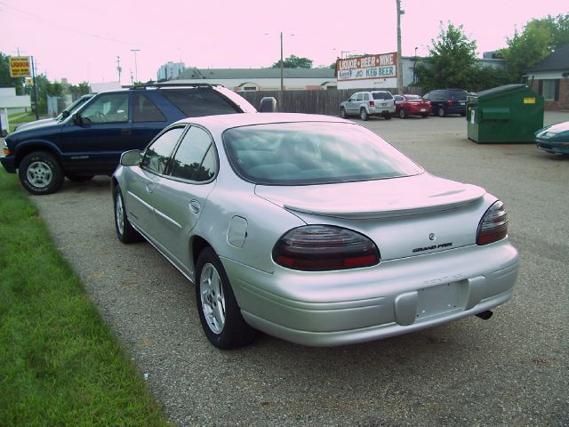 2003 Pontiac Grand Prix SE